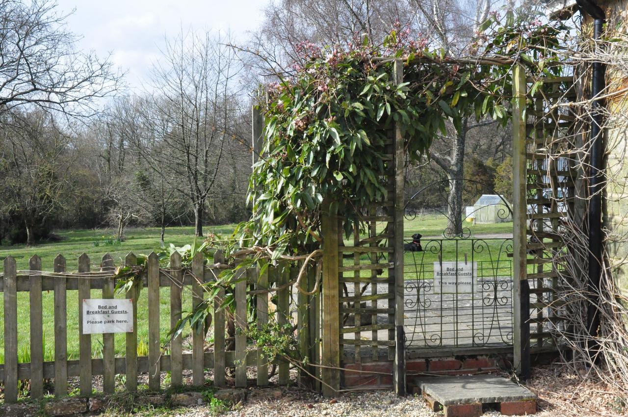Little Tidebrook Farm Bed & Breakfast Wadhurst Exterior photo